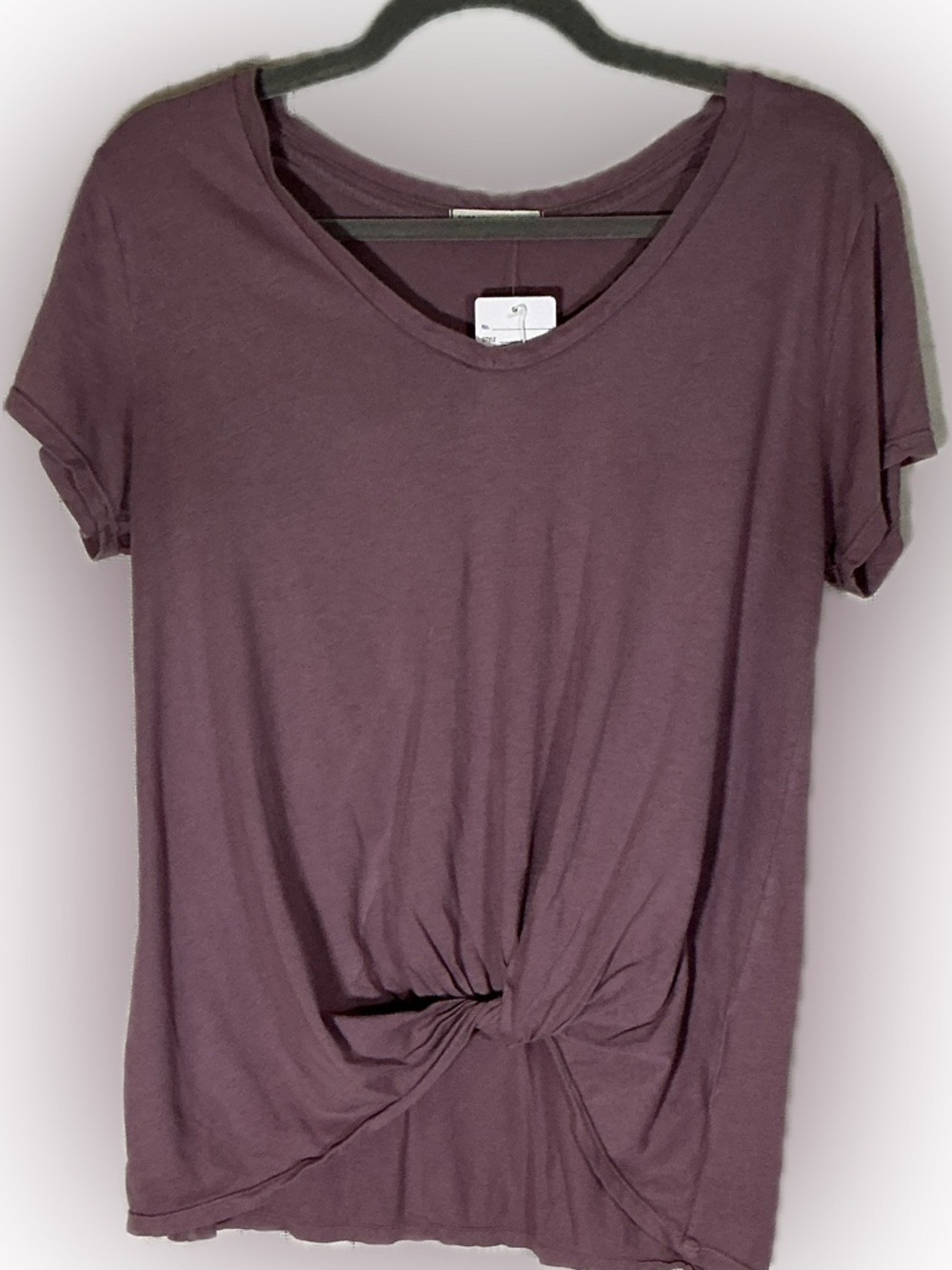 Threads 4 Thought Twist Front Tee • Dusty Plum Short Sleeve Top • Medium